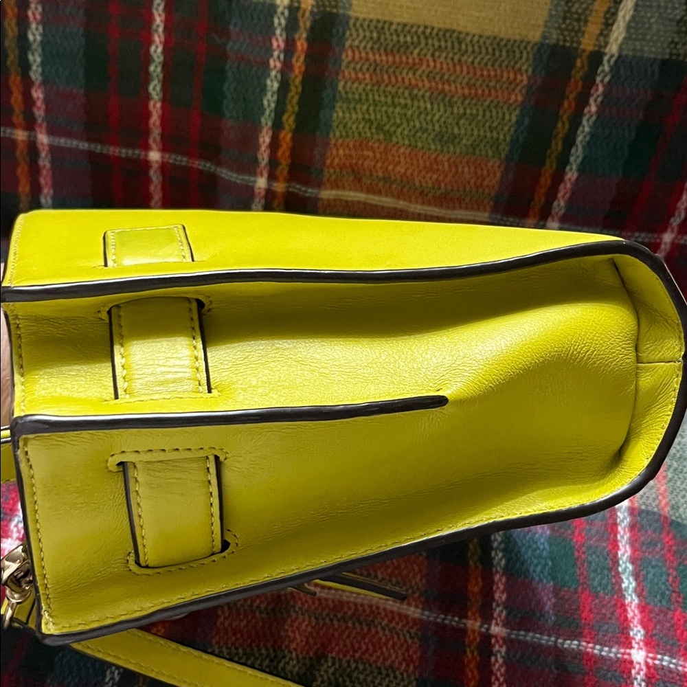 Lime Green Michael Kors Bag - Picture 4 of 9